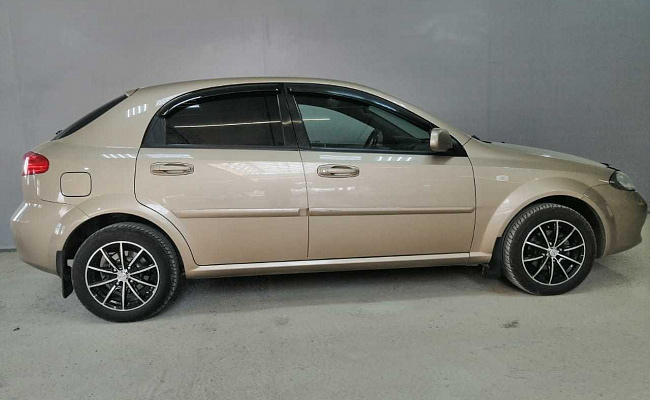 Chevrolet LACETTI 1.4 MT (94 л.с.)